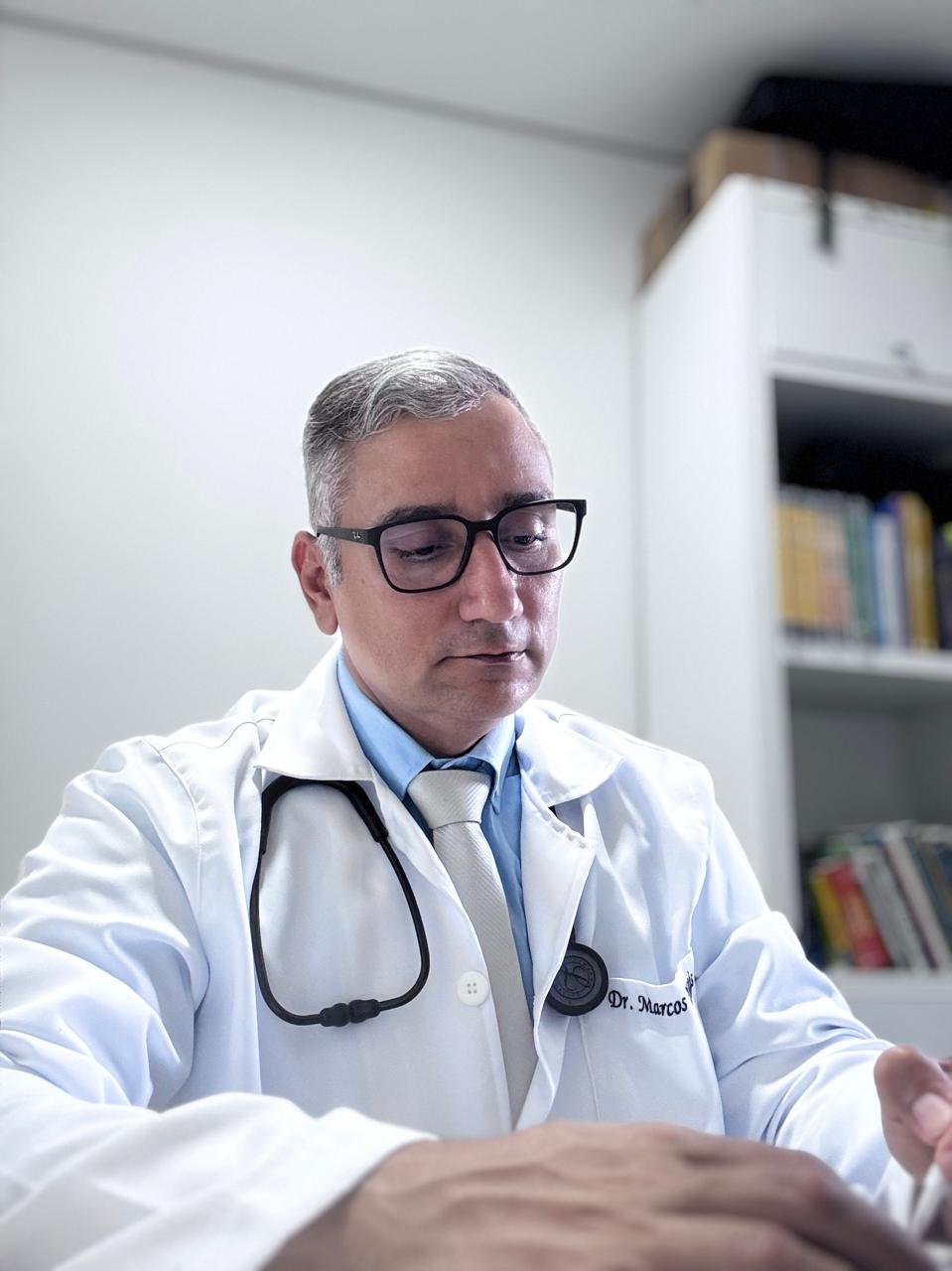 Dr. Marcos de Moraes Lourenço